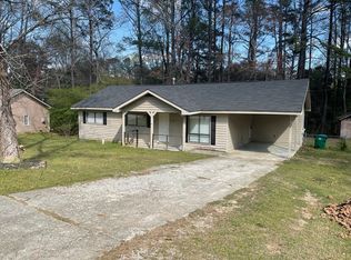 8168 Dunellen Ln, Jonesboro, GA 30238