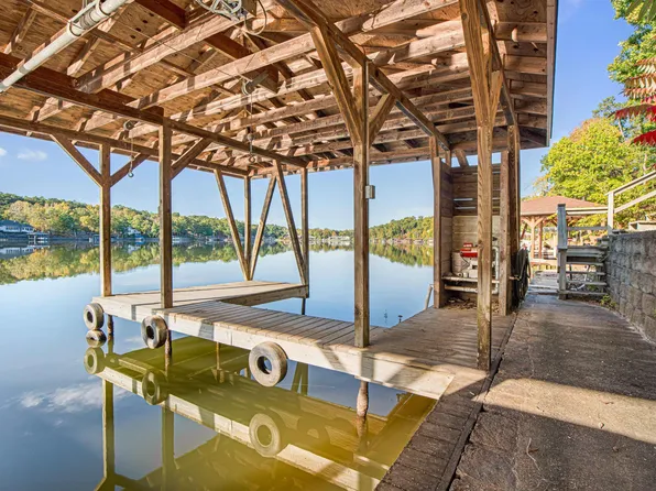 2 Sacedon Cir, Hot Springs, AR 71909