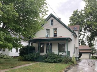 44 E Rogers St, Hartford, WI 53027