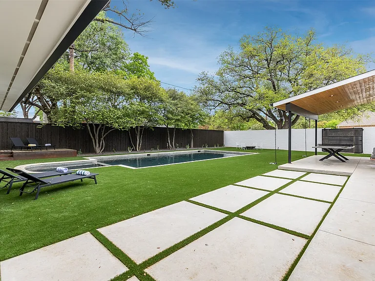 5239 Edmondson Ave — Photo 3