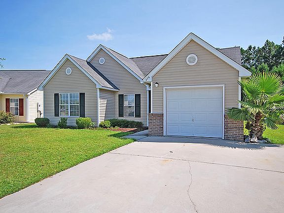 2nd image of 226 Dovetail Cir