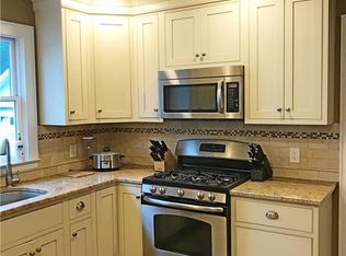 108 Dewey Ave, Milford, CT 06460