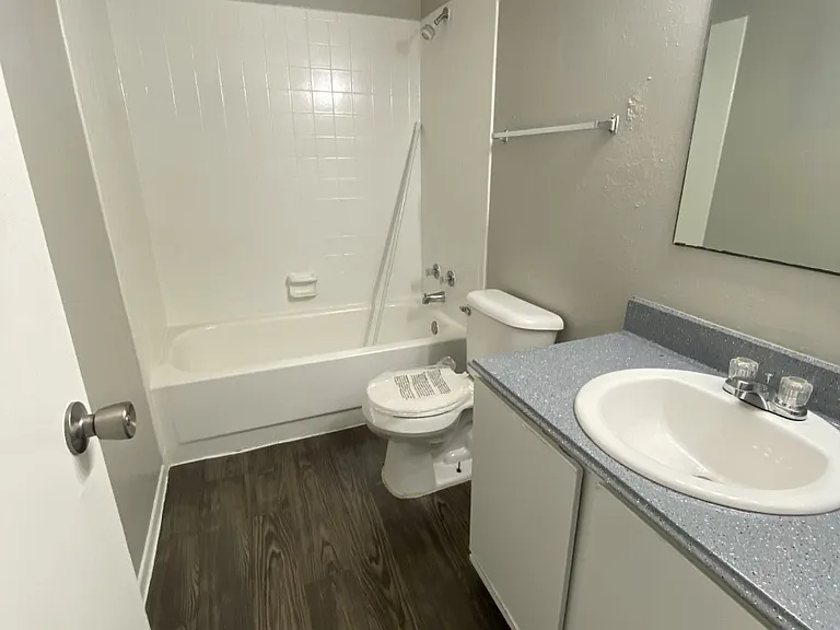 1709 W Schunior Rd #804 — Photo 3