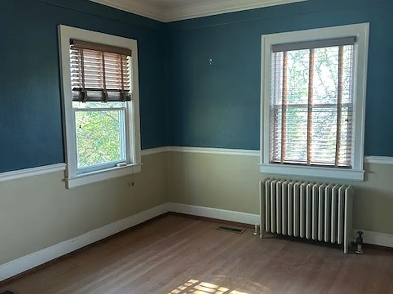 1301 Pickett St — Photo 3