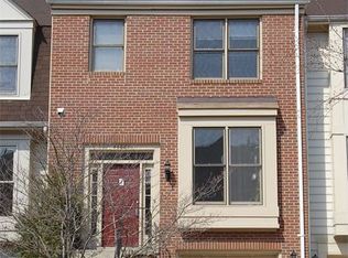 46881 Trumpet Cir, Sterling, VA 20164