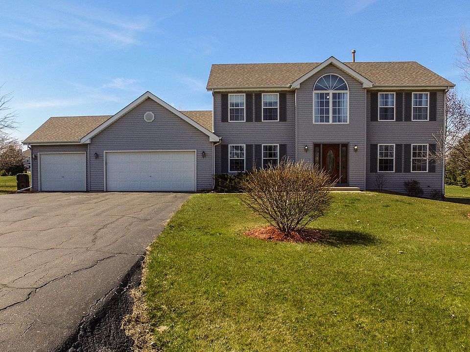 1st image of 754 Campton Dr
