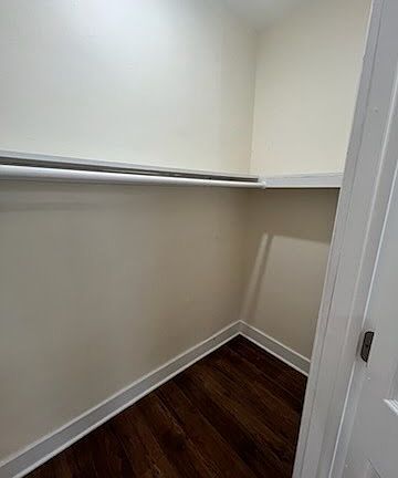 4th image of 286 Halsted St APT 1R