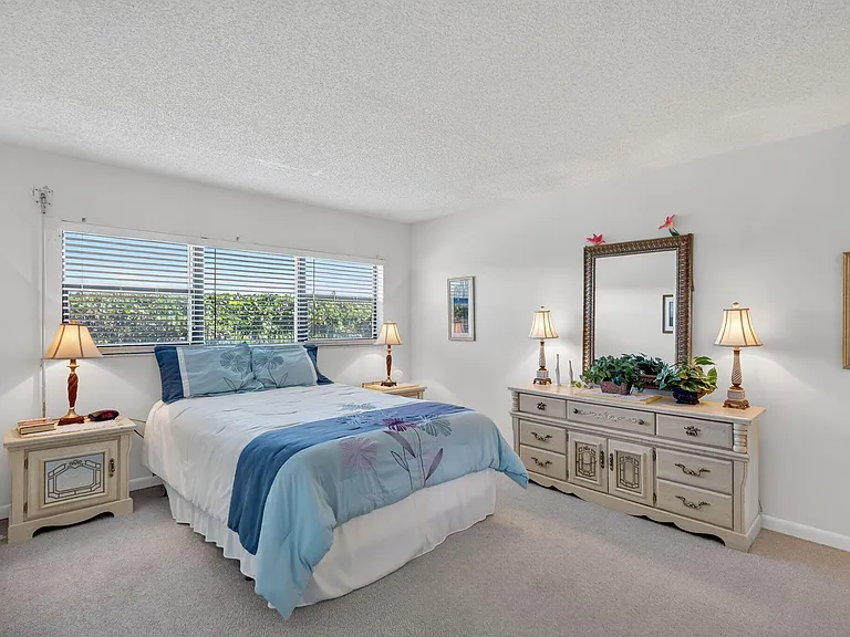 7410 S Ocean Dr #109 — Photo 10