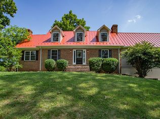 776 Chestnut Ridge Rd, Staunton, VA 24401