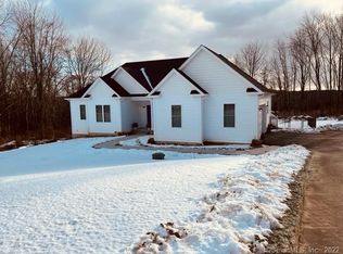 98 Broad Mdw, Colchester, CT 06415