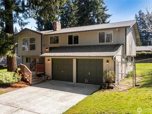 2210 27th Avenue SE, Puyallup, WA 98374
