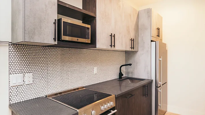 Rented by Nooklyn NYC LLC | media 13