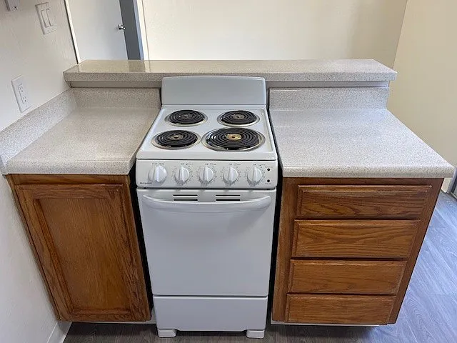 403 Junction Ave — Photo 7