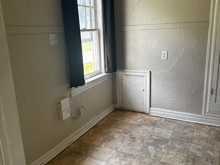 624 Dayton St — Photo 10