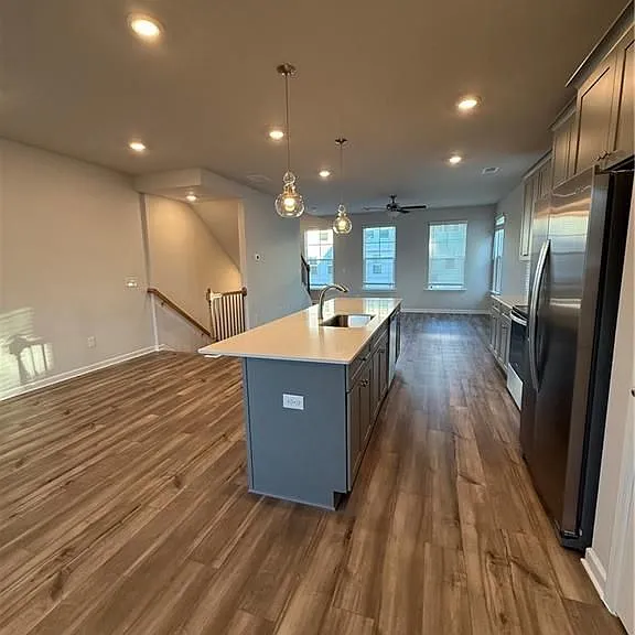 3203 Bateman Dr — Photo 9