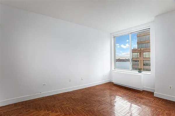 Rented by Douglas Elliman | media 47