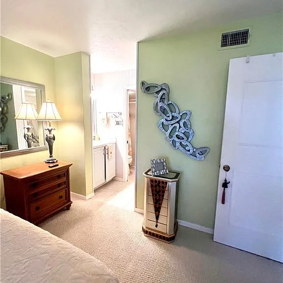 4240 Chantelle Dr #B103 — Photo 31