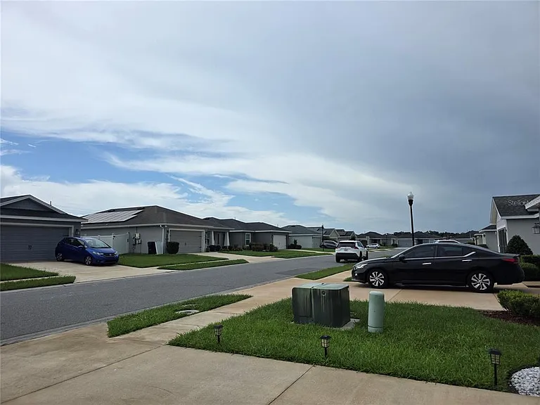 424 Capri Way — Photo 27