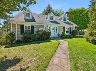 9 OVERLOOK TERR, Millburn Twp., NJ 07078
