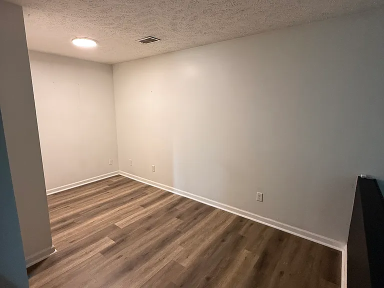 15507 Outer Dr — Photo 11
