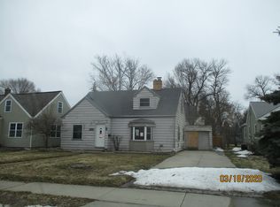 1411 S 1st St, Aberdeen, SD 57401