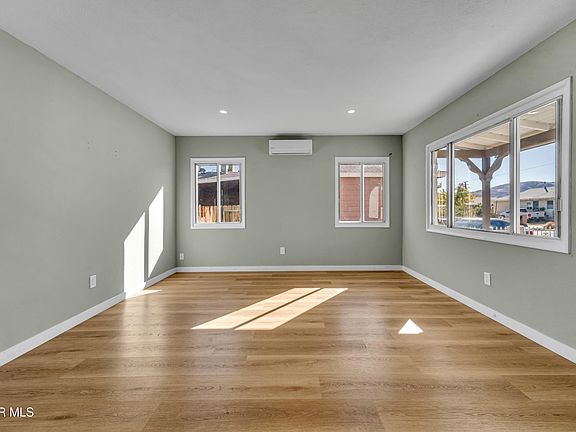 5th image of 38318 17th St E