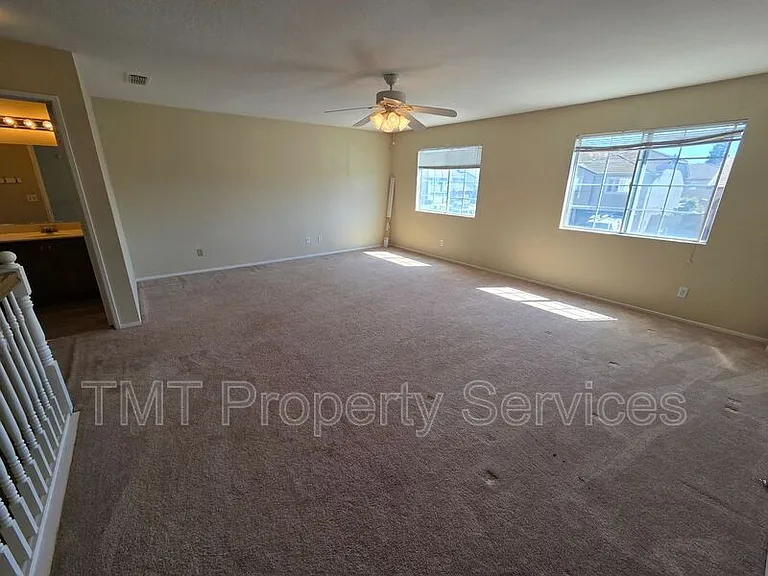 1717 Providence Way — Photo 38