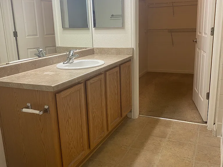 9300 E Florida Ave #608 — Photo 17