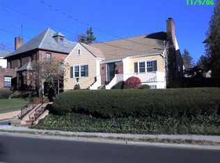 263 N Regent St, Port Chester, NY 10573