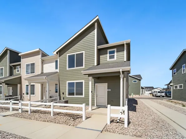 3836 Pinnacles Ct, Evans, CO 80620