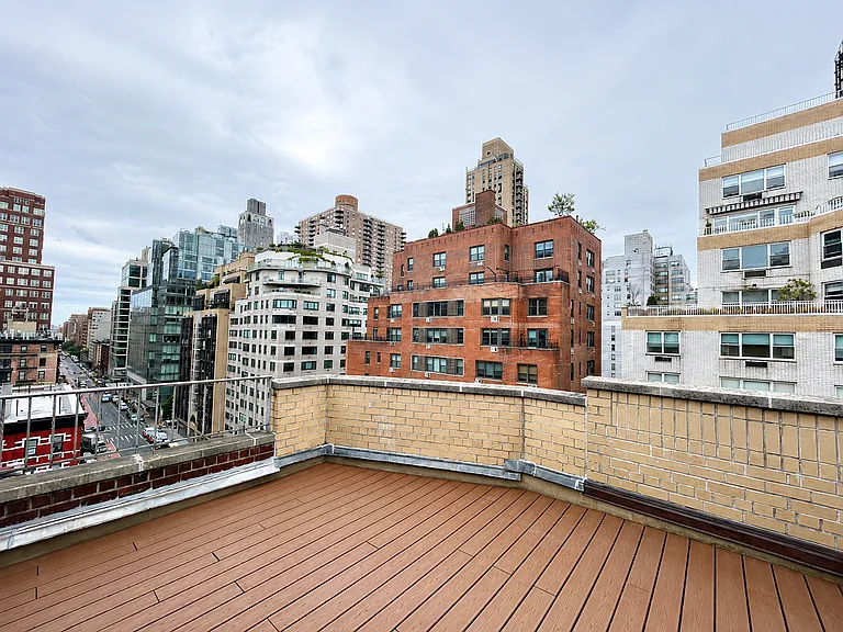 131 E 83rd St #7A — Photo 2