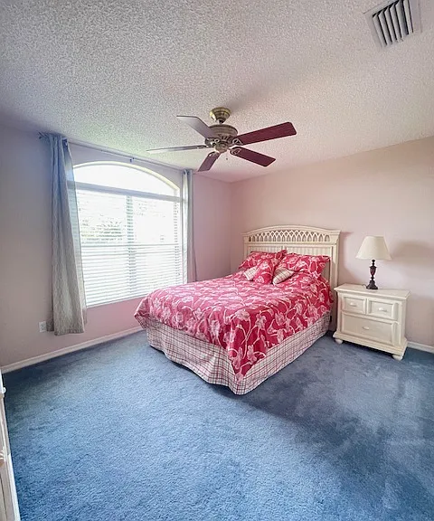 323 Chula Vista Ave — Photo 15