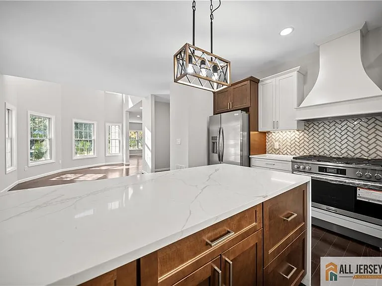 7 Mount Pleasant Ave — Photo 14