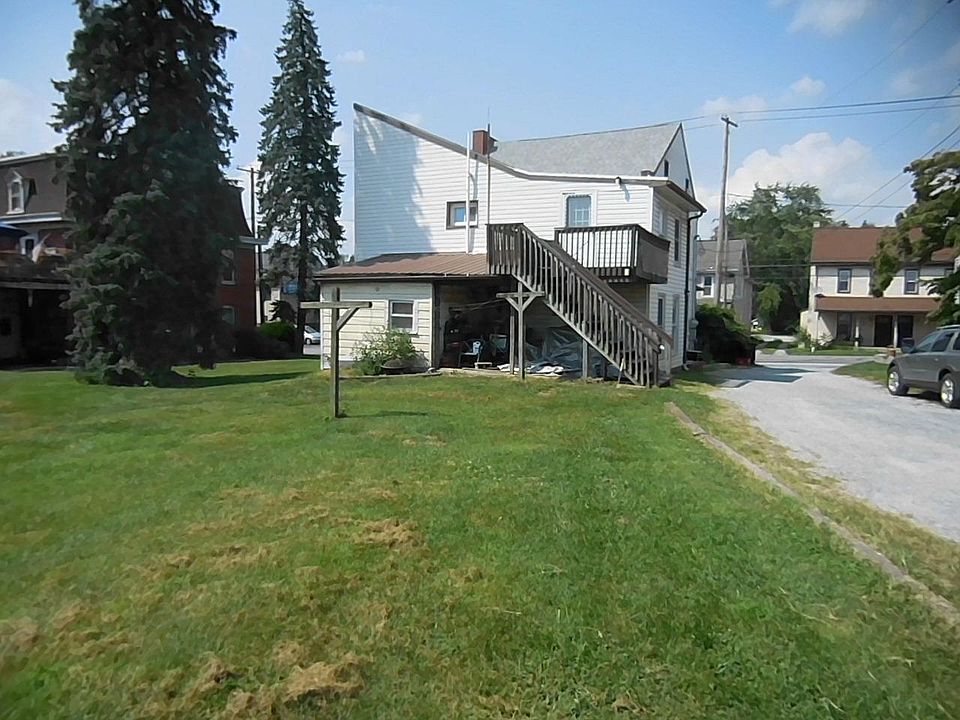 Rear Yard