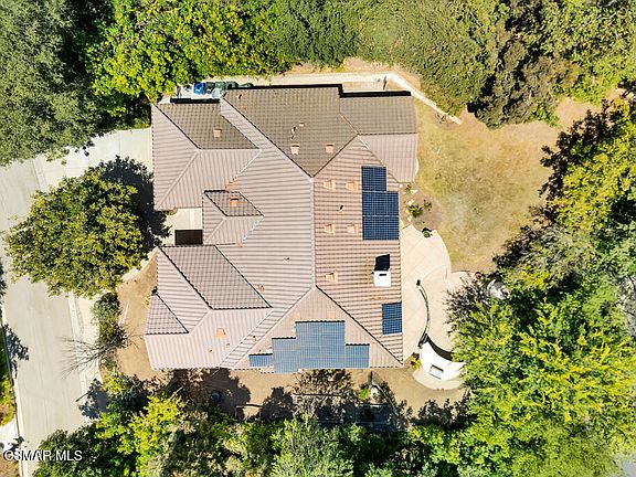 3rd image of 301 Briar Bluff Cir