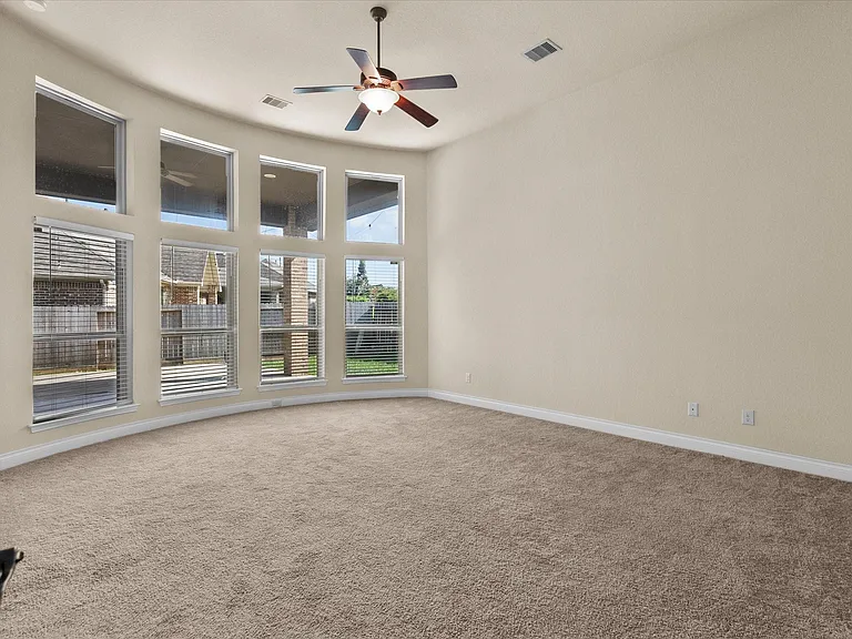 2524 Davis Prairie Ln — Photo 22