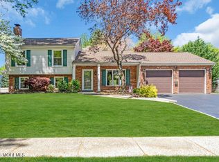 5 Beth Dr, Middletown, NJ 07748