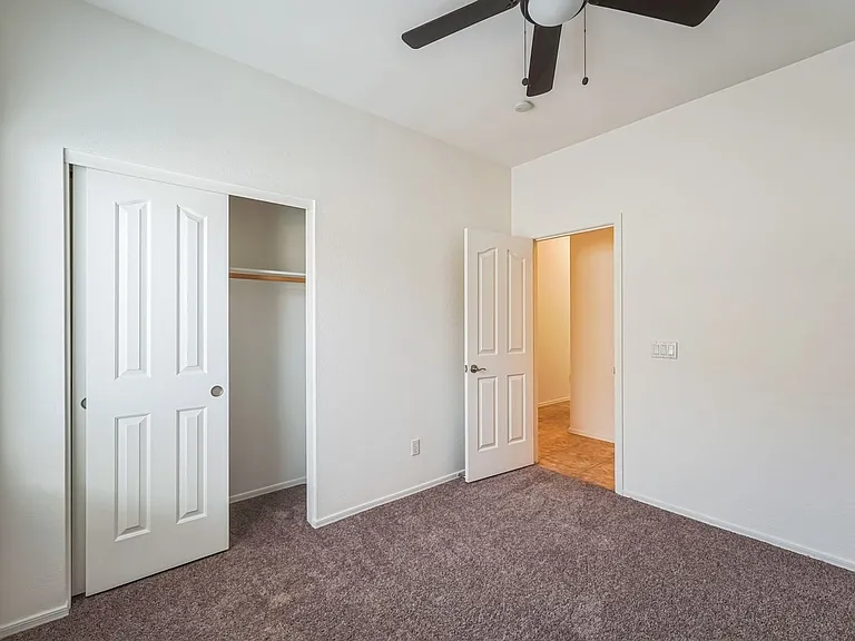 1268 E Birdland Dr — Photo 30