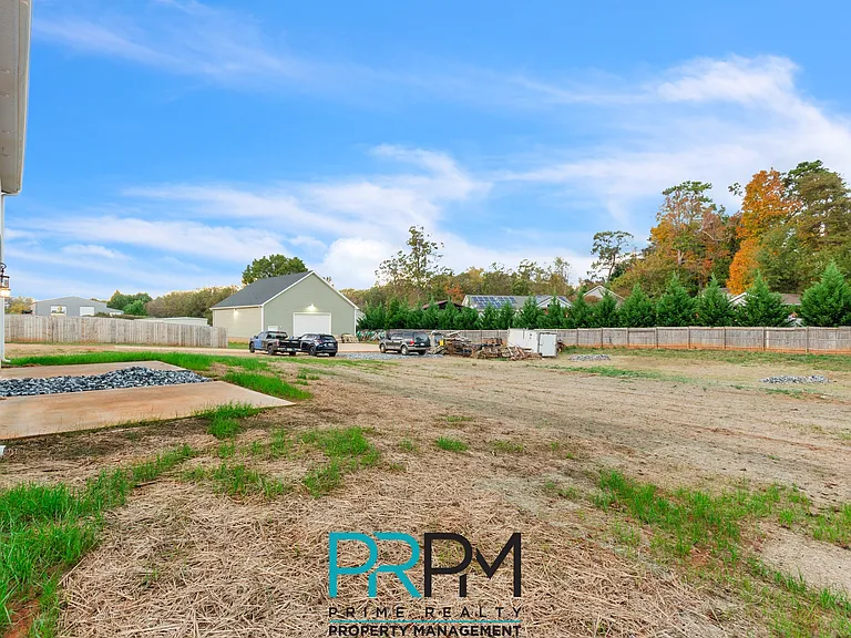 3108 Locust Hill Rd — Photo 2