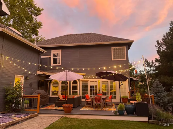 2480 E Roanoke Dr, Boise, ID 83712
