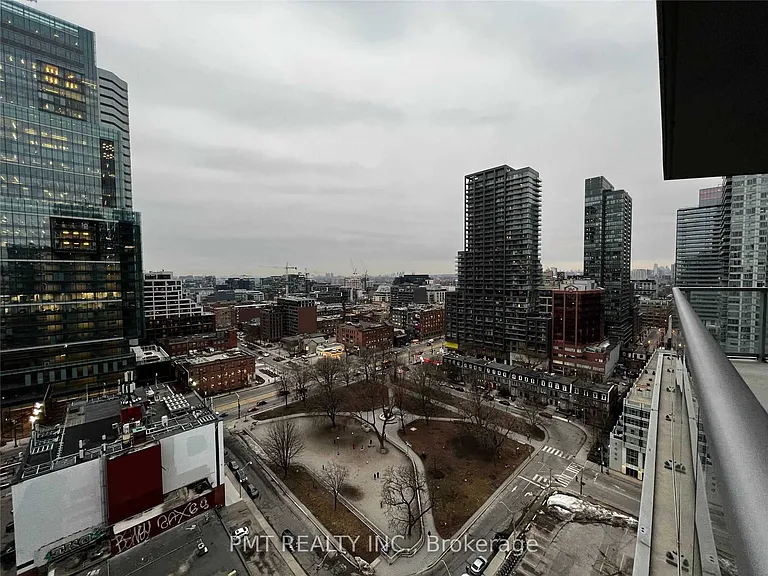 352 Front St W #2014 — Photo 27