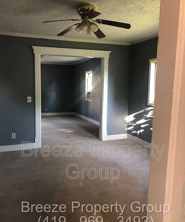 1st image of 331 N Jameson Ave