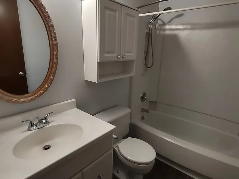 8218 Knights Bridge Rd — Photo 18