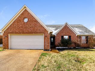 95 Winding Creek Dr, Oakland, TN 38060