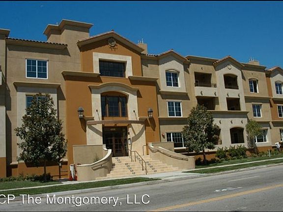 2nd image of 4205 Cahuenga Blvd APT 101