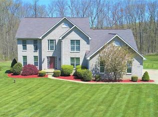 109 Oak Hill Cir, Rootstown, OH 44272