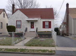 586 Chapman St, Hillside, NJ 07205