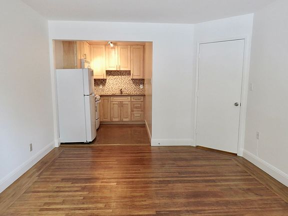 2nd image of 1343 4th Ave APT 1