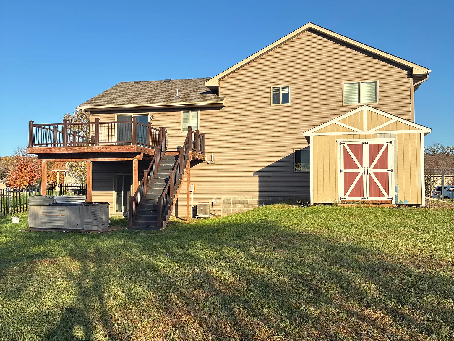 3 bed, 1600 sqft, $2,500 — Photo 2