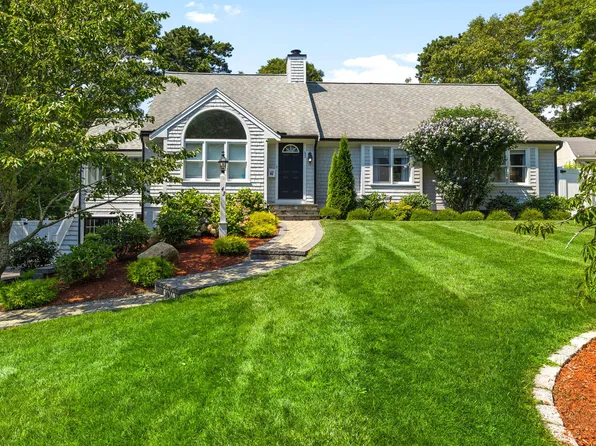 43 Paola Drive, East Falmouth, MA 02536